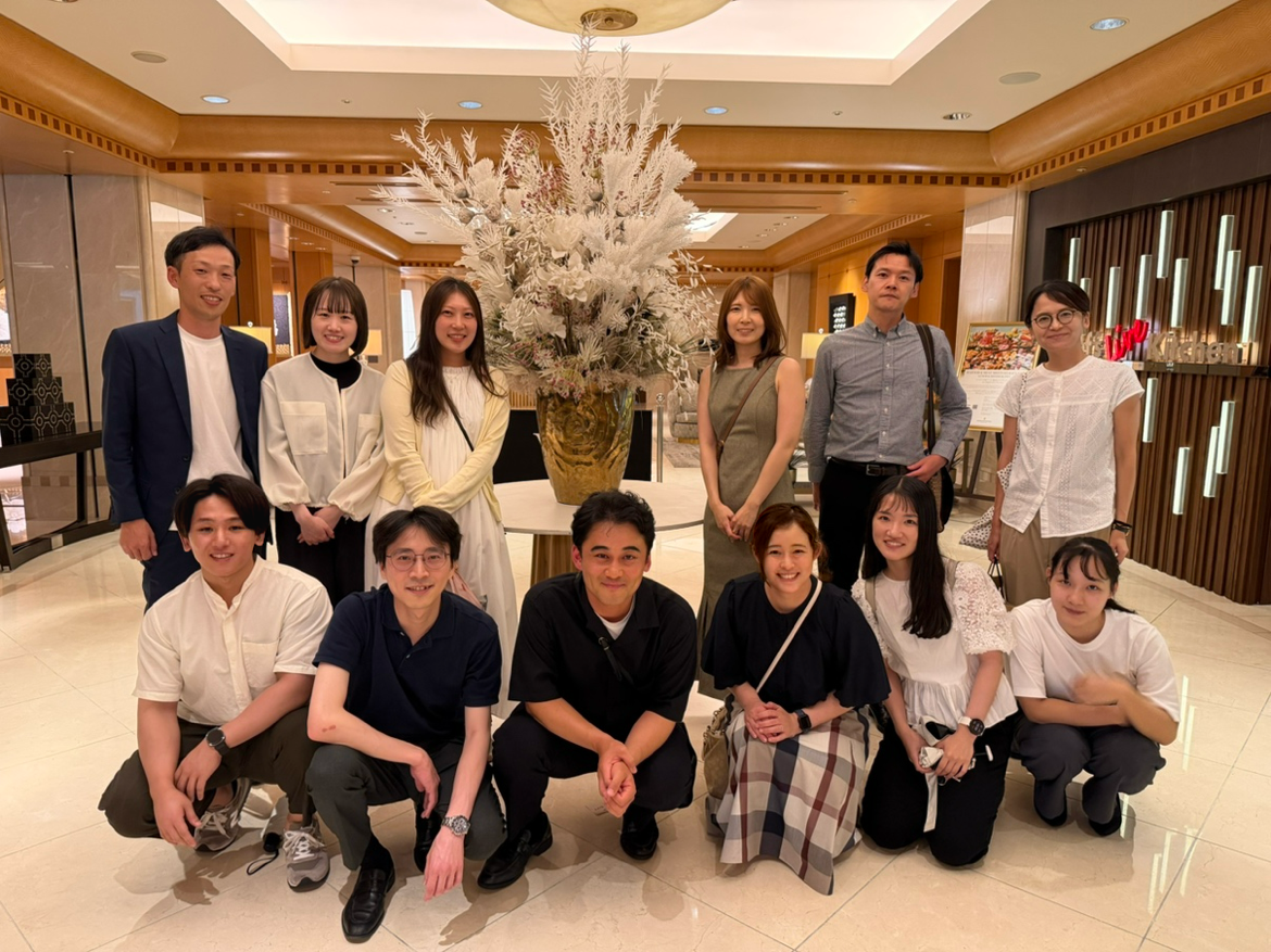 PFP ランチ会の集合写真